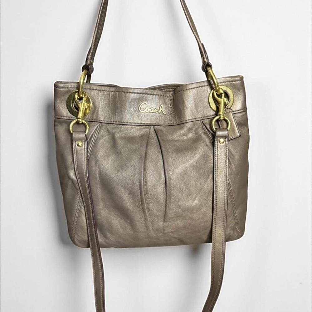 Y2k Coach Metallic Taupe Gold Leather Shoulder Bag‎ Glam Girly